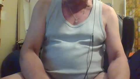 Snapshot of wanky357 chatting on 10.09.25 Tibo Love online show from 10.09.25