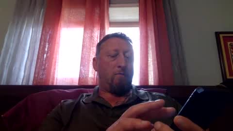 Snapshot of wantstoperform chatting on 10.06.25 wantstoperform online show from 10.06.25