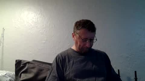 Snapshot of wantstoperform chatting on 11.08.25 wantstoperform online show from 11.08.25