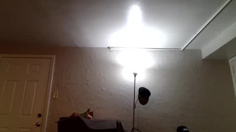 Snapshot of wantstoperform chatting on 11.14.25 wantstoperform online show from 11.14.25