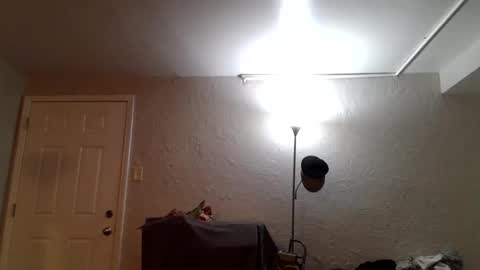 Snapshot of wantstoperform chatting on 11.17.25 wantstoperform online show from 11.17.25