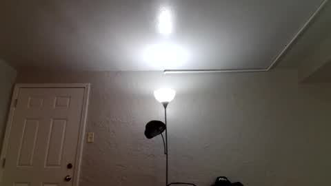 Snapshot of wantstoperform chatting on 12.21.25 wantstoperform online show from 12.21.25