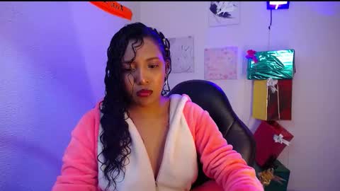 Snapshot of warisgoddes chatting on 11.14.25 EMILY online show from 11.14.25