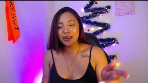 Snapshot of warisgoddes chatting on 11.30.25 EMILY online show from 11.30.25