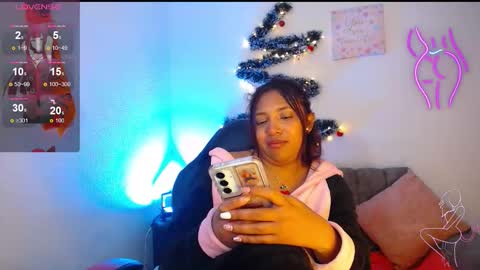 Snapshot of warisgoddes chatting on 12.04.25 EMILY online show from 12.04.25