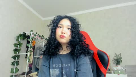 Snapshot of wastforu chatting on 01.05.25 wastforu online show from 01.05.25