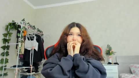 Snapshot of wastforu chatting on 02.11.25 wastforu online show from 02.11.25