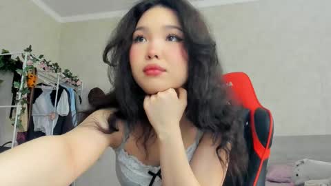 Snapshot of wastforu chatting on 02.26.25 wastforu online show from 02.26.25