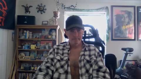 Snapshot of waterfire420 chatting on 02.01.25 waterfire420 online show from 02.01.25