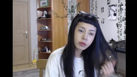 Mina online show from 01.14.26