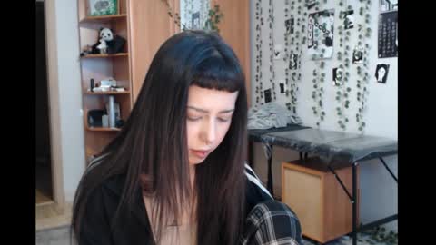 Mina online show from 02.14.26