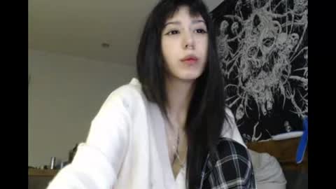 Snapshot of wavy_nights chatting on 07.01.26 Mina online show from 07.01.26