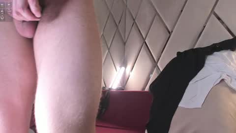 Snapshot of waynemiller_ chatting on 02.20.25 Wayne online show from 02.20.25