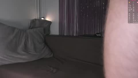 Snapshot of waynemiller_ chatting on 10.24.25 Wayne online show from 10.24.25