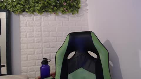 Trixie 3 online show from 01.31.25