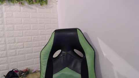 Trixie 3 online show from 03.10.25