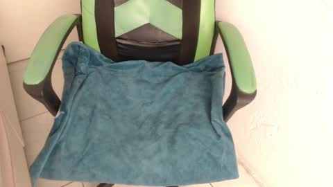 Trixie 3 online show from 09.16.25