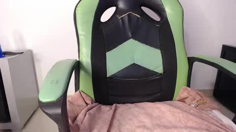 Trixie 3 online show from 02.02.26