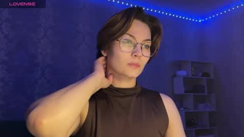 Snapshot of weareyoursun chatting on 03.07.26 Alice online show from 03.07.26