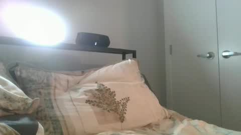 Snapshot of weatheredvoid chatting on 01.02.25 WeatheredVoid online show from 01.02.25