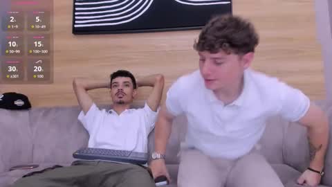 Jhonny Dick  his neighbors. online show from 09.25.25