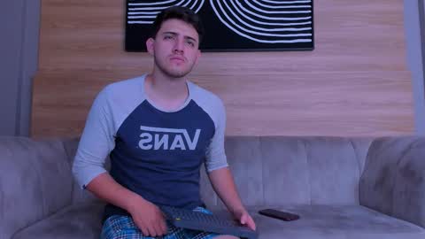 Snapshot of web_gammer_ chatting on 01.09.26 Jhonny Dick his neighbors. online show from 01.09.26