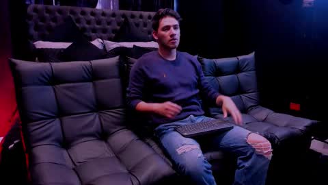 Snapshot of web_gammer_ chatting on 01.17.26 Jhonny Dick his neighbors. online show from 01.17.26