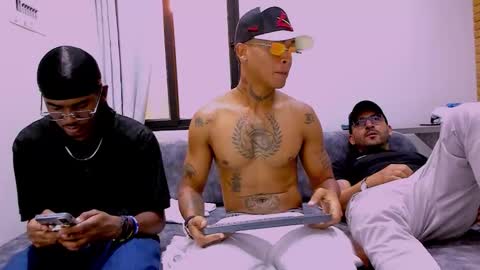 Snapshot of web_gammer_ chatting on 02.13.26 Jhonny Dick his neighbors. online show from 02.13.26