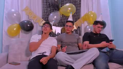 Snapshot of web_gammer_ chatting on 03.13.26 Jhonny Dick his neighbors. online show from 03.13.26