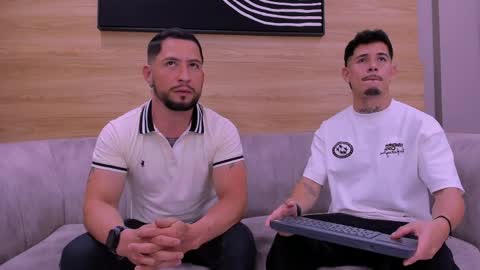 Jhonny Dick  his neighbors. online show from 05.12.26