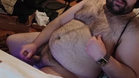 Snapshot of webarebuttbears chatting on 02.14.26 webarebuttbears online show from 02.14.26