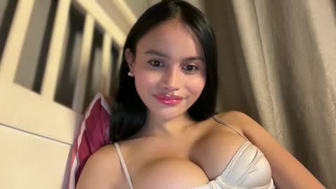 Snapshot of webcammaggie chatting on 01.10.26 Maggie online show from 01.10.26