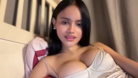 Snapshot of webcammaggie chatting on 02.08.26 Maggie online show from 02.08.26