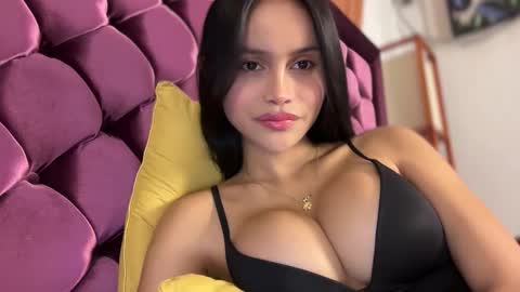 Maggie online show from 04.29.26