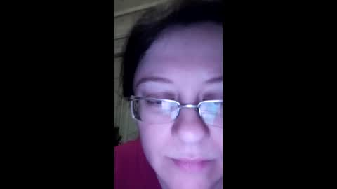 Snapshot of webgirl2 chatting on 01.06.25 Marina online show from 01.06.25