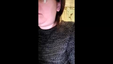 Snapshot of webgirl2 chatting on 02.23.25 Marina online show from 02.23.25