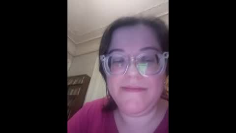 Snapshot of webgirl2 chatting on 12.02.25 Marina online show from 12.02.25