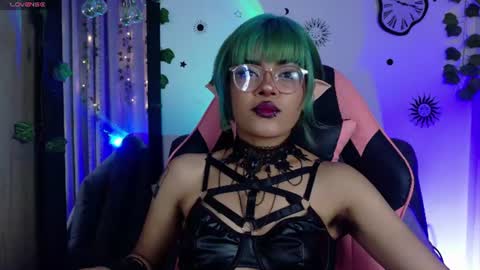 weed420moni online show from 06.17.26