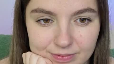 Snapshot of weird_bird chatting on 03.05.26 Weird Bird online show from 03.05.26