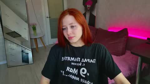 Weisser moon online show from 03.18.26