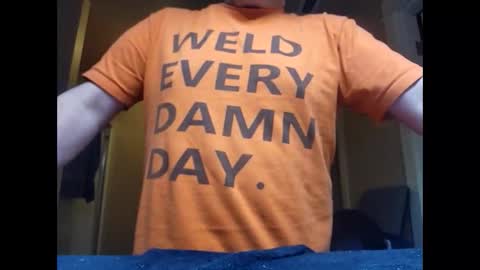 Snapshot of welderod chatting on 01.08.26 welderod online show from 01.08.26