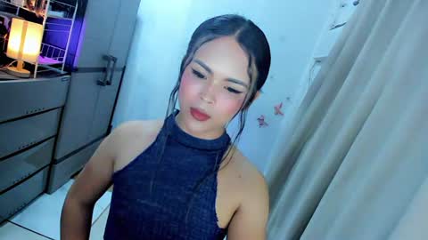 Hi Im LOVIE Please dont forget to follow and thumbs up me online show from 07.28.26