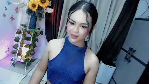 Hi Im LOVIE Please dont forget to follow and thumbs up me online show from 08.01.26