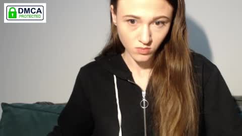 Snapshot of weltmilen chatting on 09.28.25 Milena online show from 09.28.25