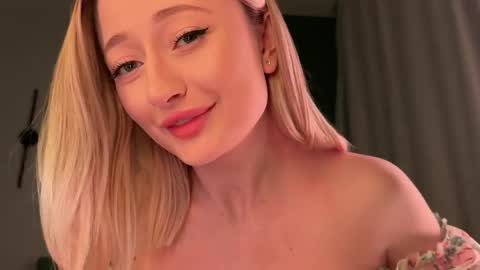 Daisy    online show from 03.16.26