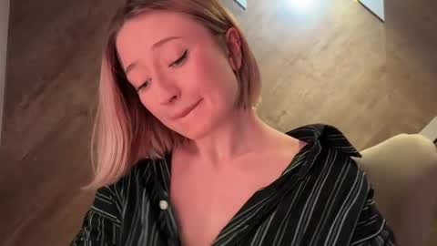 Daisy    online show from 06.05.26