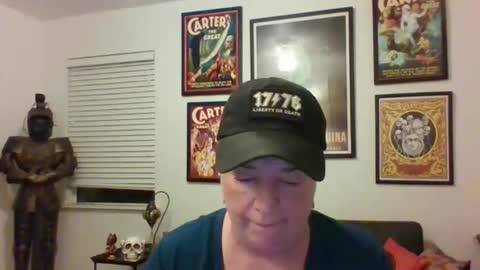 Snapshot of wendycu chatting on 05.18.26 WendyCU online show from 05.18.26