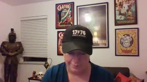 Snapshot of wendycu chatting on 05.18.26 WendyCU online show from 05.18.26