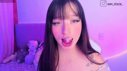 Wenstacie INDEPENDENT MODEL online show from 09.23.25