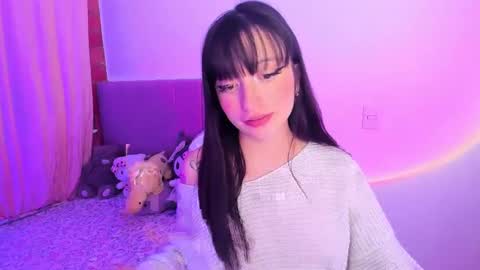 Wenstacie INDEPENDENT MODEL online show from 09.28.25